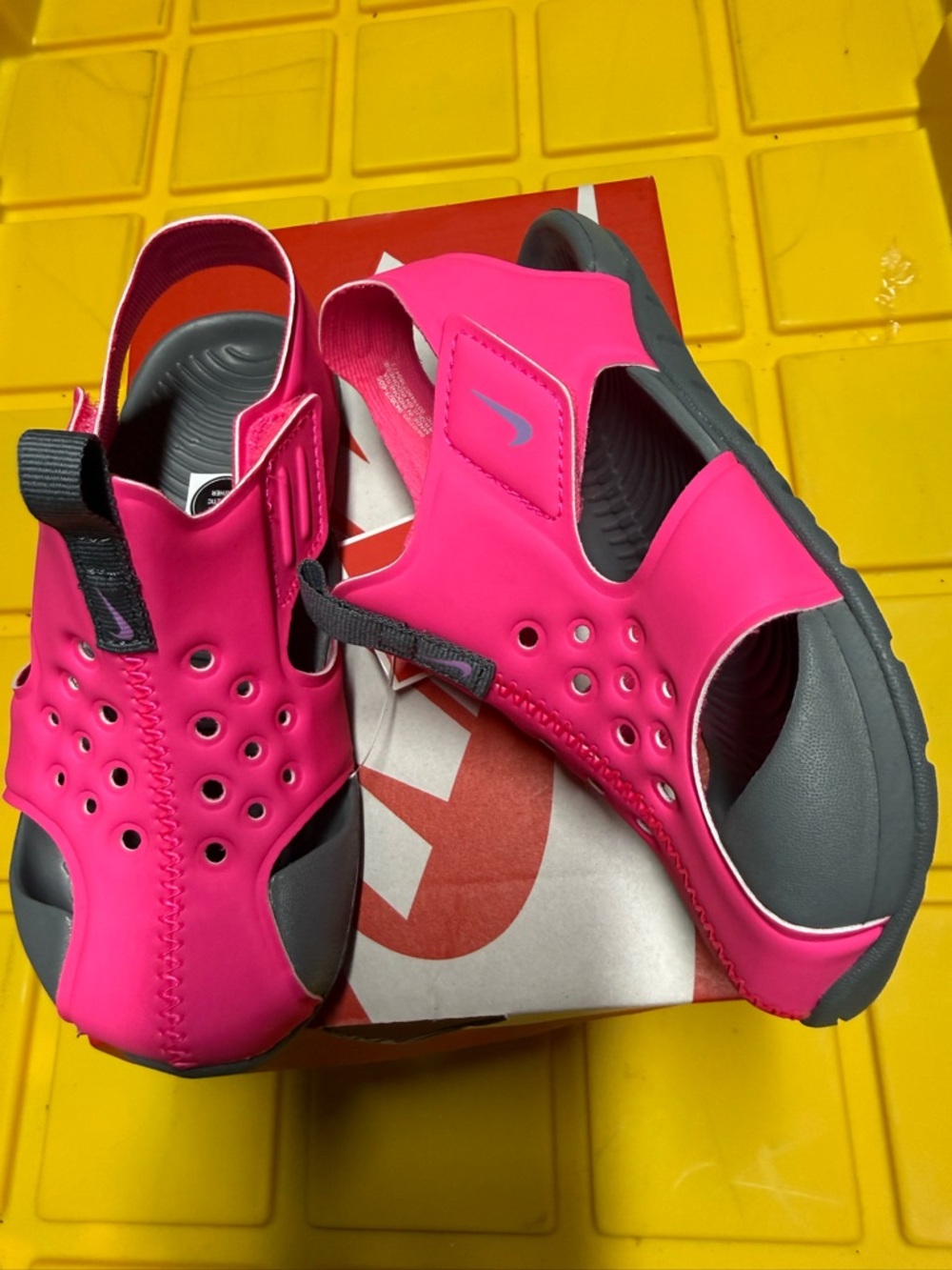 Nike Bright Pink and Gray sz 10 girls Water Clogs Sandals